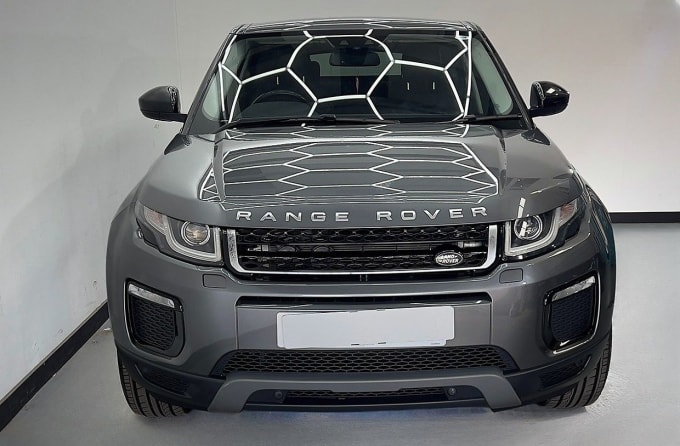 2025 Land Rover Range Rover Evoque