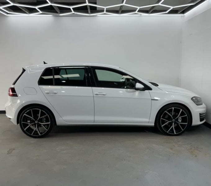 2024 Volkswagen Golf