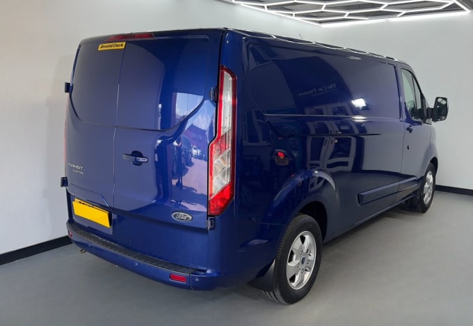 2025 Ford Transit Custom