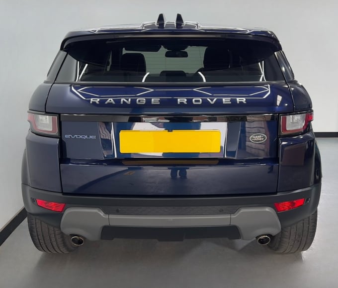 2025 Land Rover Range Rover Evoque