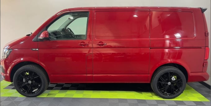 2025 Volkswagen Transporter