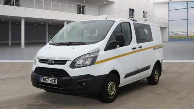 2024 Ford Transit Custom