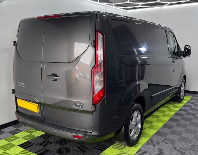 2025 Ford Transit Custom