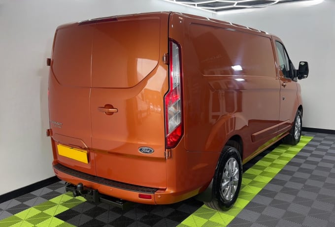 2024 Ford Transit Custom