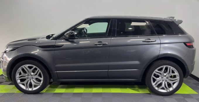 2025 Land Rover Range Rover Evoque