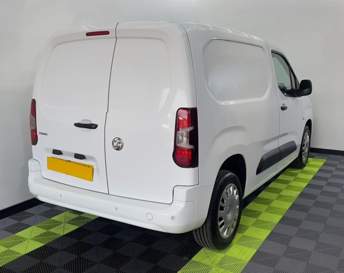 2025 Vauxhall Combo