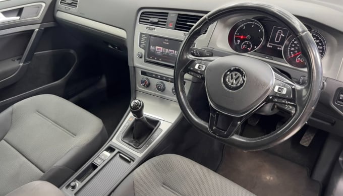 2025 Volkswagen Golf