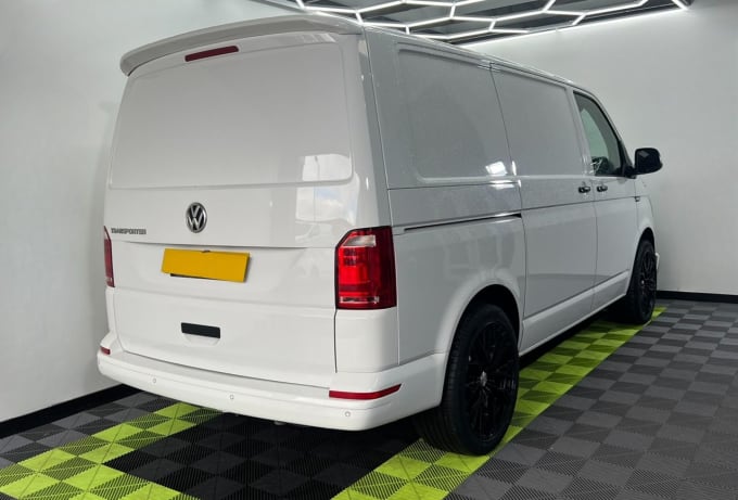 2025 Volkswagen Transporter