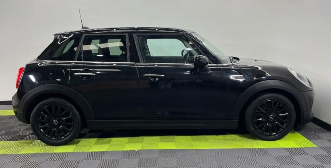 2025 Mini Hatch