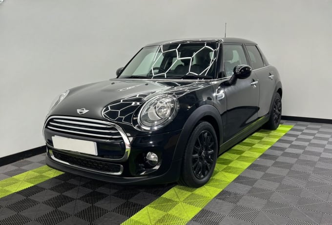 2025 Mini Hatch