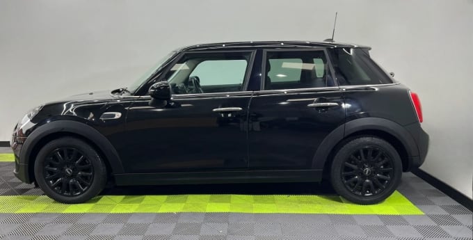 2025 Mini Hatch