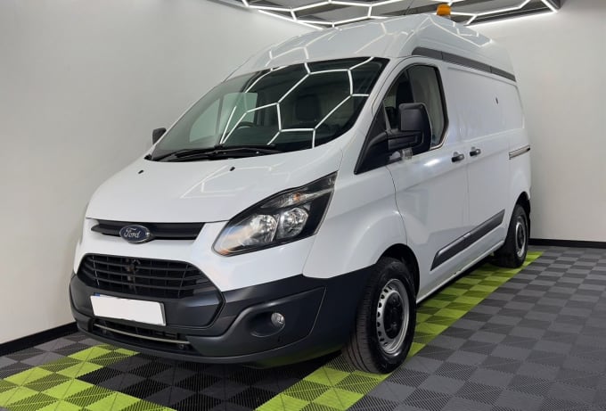 2025 Ford Transit Custom