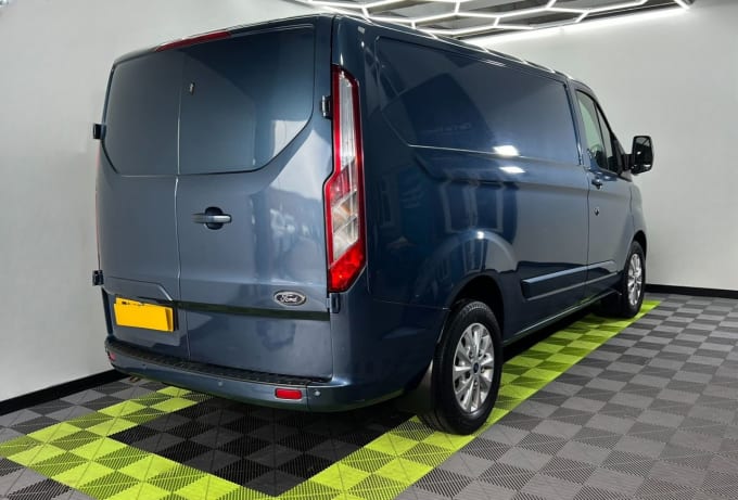 2025 Ford Transit Custom