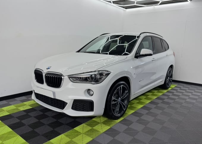 2025 BMW X1