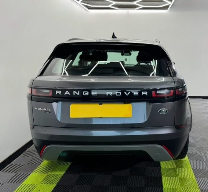 2025 Land Rover Range Rover Velar