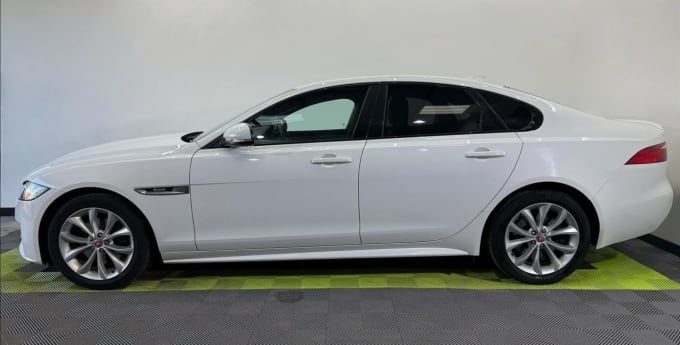 2025 Jaguar Xf