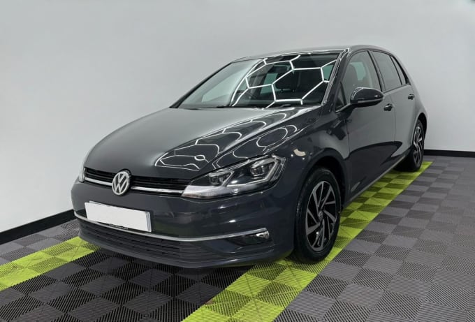 2025 Volkswagen Golf