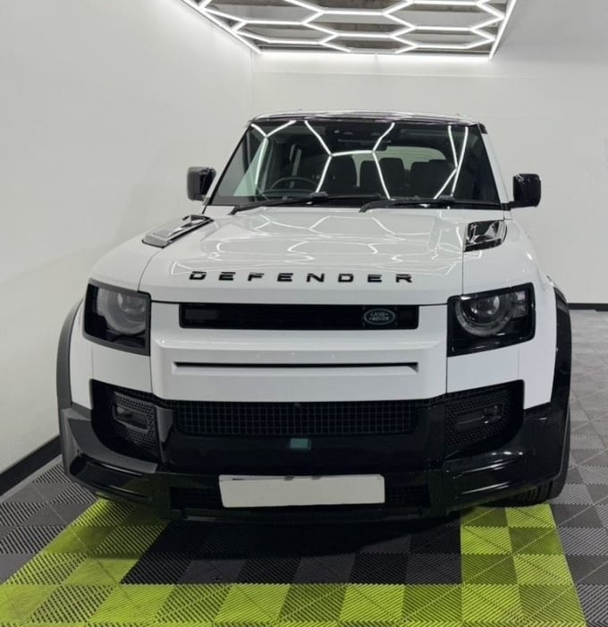 2025 Land Rover Defender