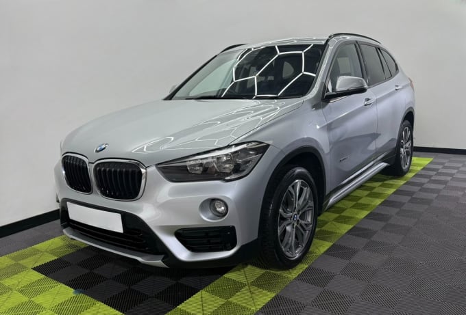 2025 BMW X1