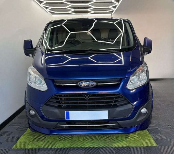 2025 Ford Transit Custom