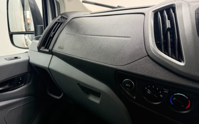 2025 Ford Transit