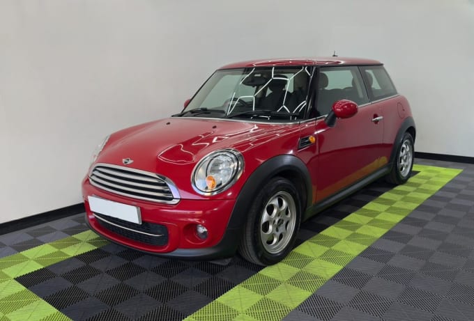 2025 Mini Hatch