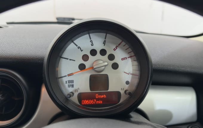 2025 Mini Hatch