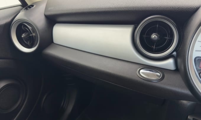 2025 Mini Hatch