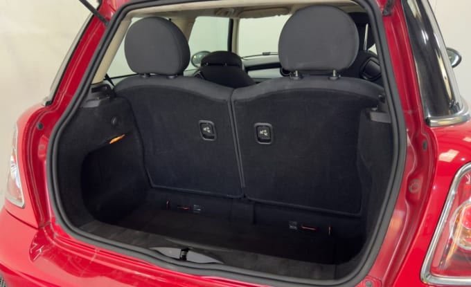 2025 Mini Hatch