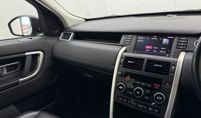 2025 Land Rover Discovery Sport