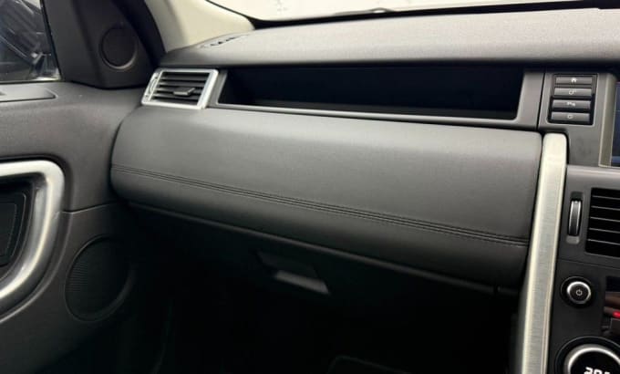 2025 Land Rover Discovery Sport