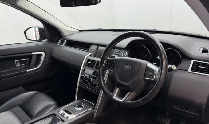 2025 Land Rover Discovery Sport