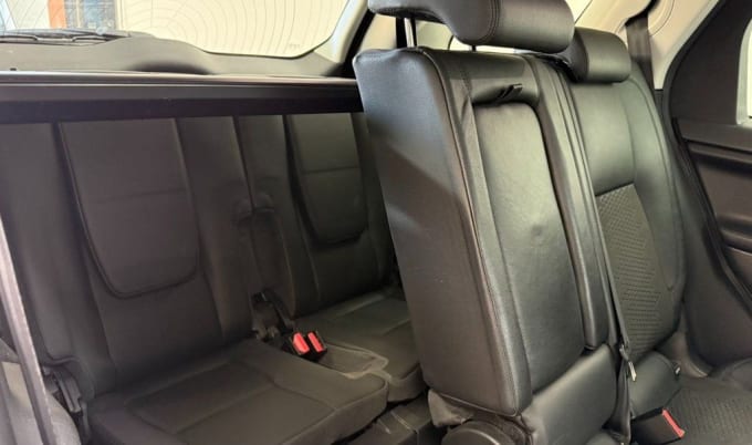 2025 Land Rover Discovery Sport