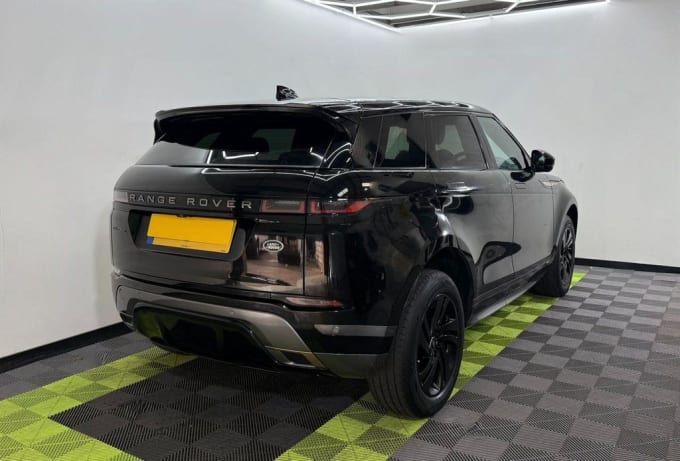 2025 Land Rover Range Rover Evoque