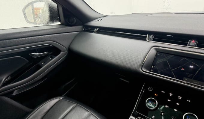2025 Land Rover Range Rover Evoque