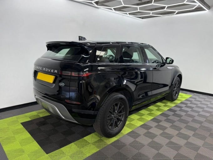 2025 Land Rover Range Rover Evoque