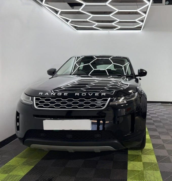 2025 Land Rover Range Rover Evoque