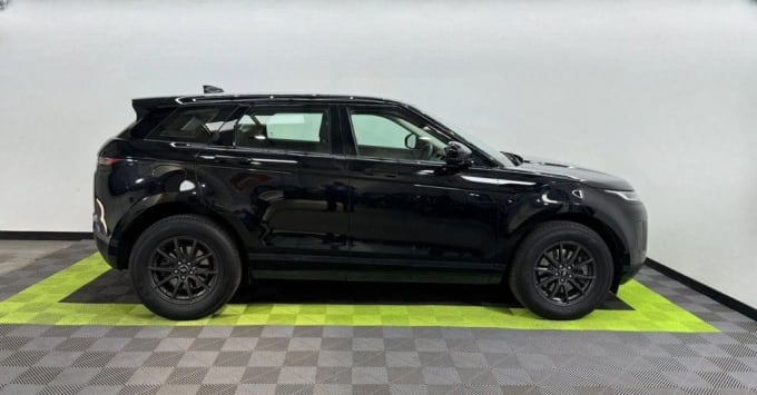 2025 Land Rover Range Rover Evoque
