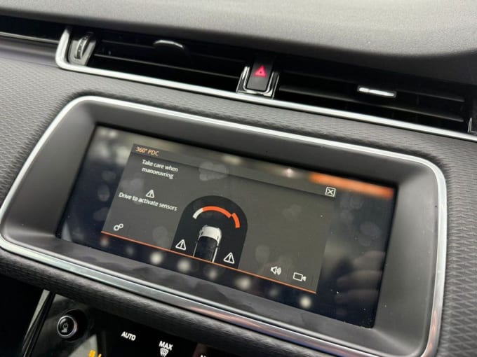 2025 Land Rover Range Rover Evoque