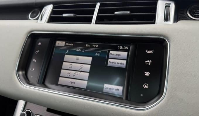 2025 Land Rover Range Rover Sport