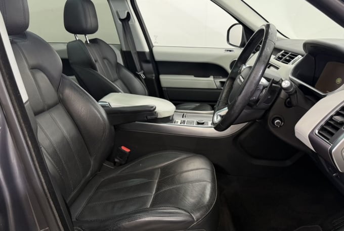 2025 Land Rover Range Rover Sport