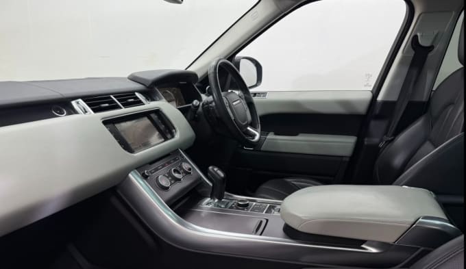 2025 Land Rover Range Rover Sport