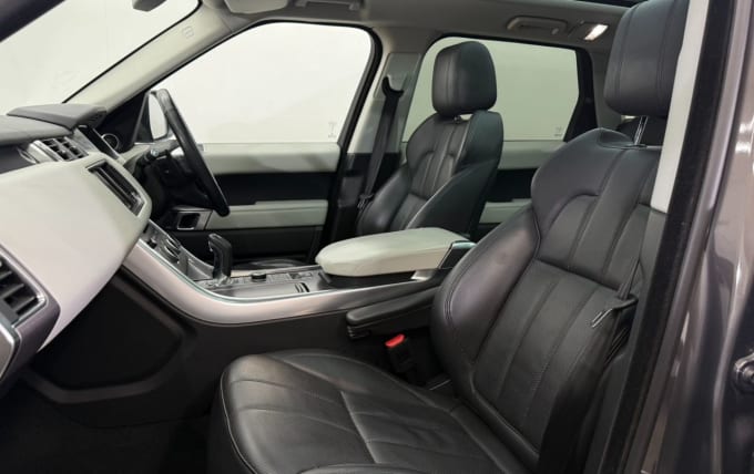 2025 Land Rover Range Rover Sport