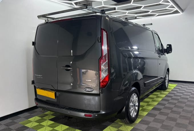 2025 Ford Transit Custom