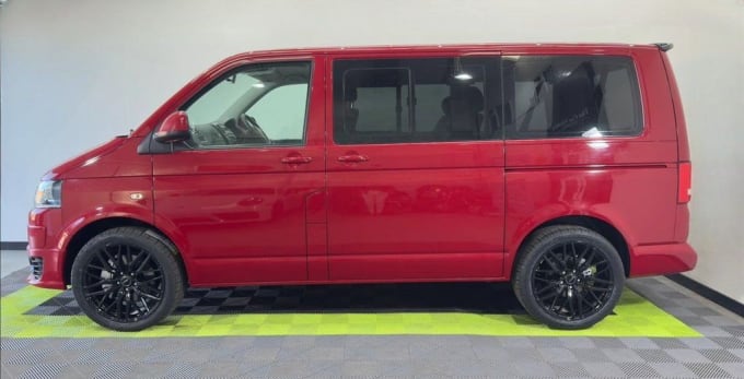 2025 Volkswagen Transporter Shuttle