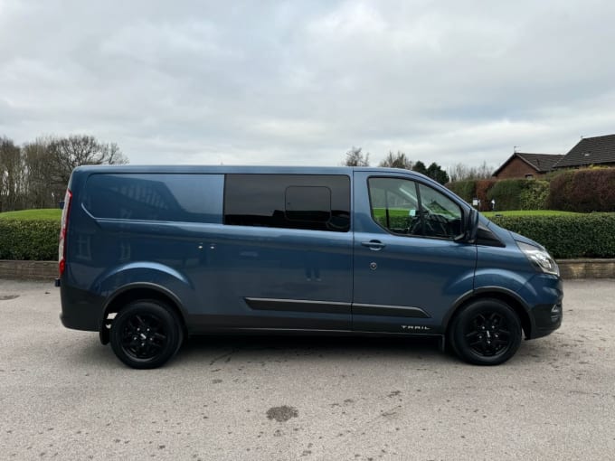 2025 Ford Transit Custom