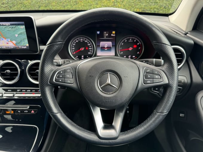 2025 Mercedes-benz Glc