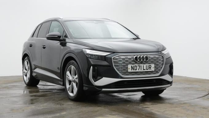 2025 Audi Q4 E-tron