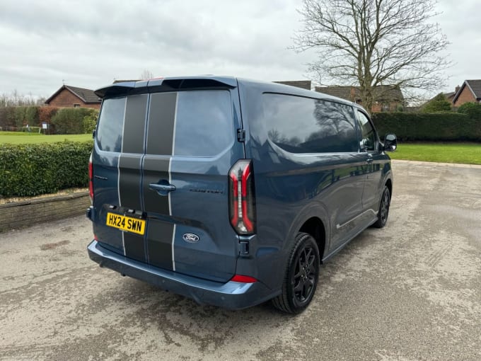 2025 Ford Transit Custom