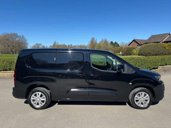 2025 Peugeot Partner